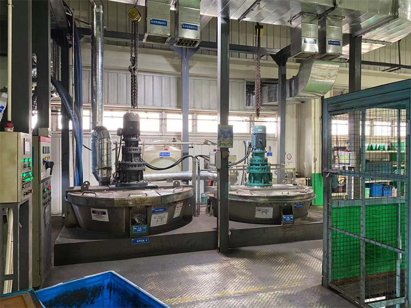 S&L's Role in Crafting Heating Pads: From Mixing to Market