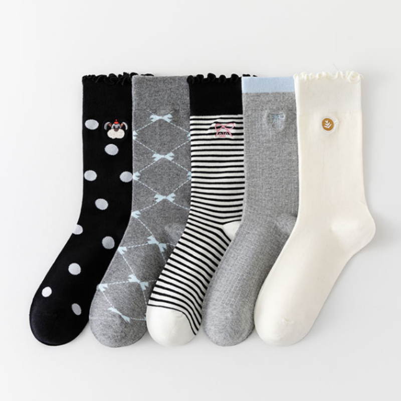 Зростання світового ринку шкарпеток у 2026 році: функціональний, медичний та спеціалізований сегменти забезпечують стабільне зростання