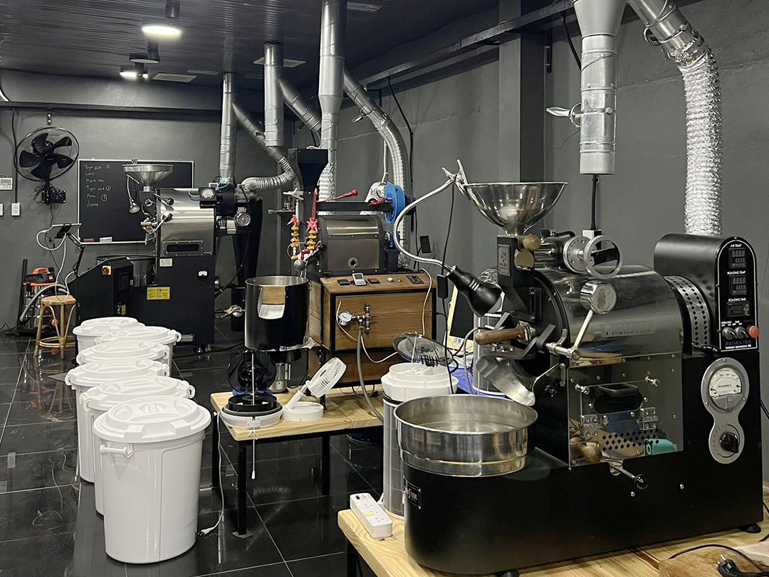 air purifier for coffee roasting fume