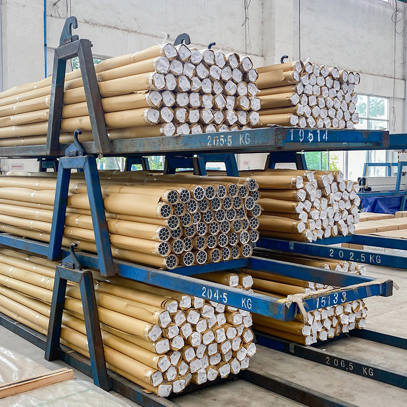 Découvrez les secrets des tubes en alliage d'aluminium, la fusion parfaite de l'aluminium et des éléments d'alliage, et leur durabilité extraordinaire