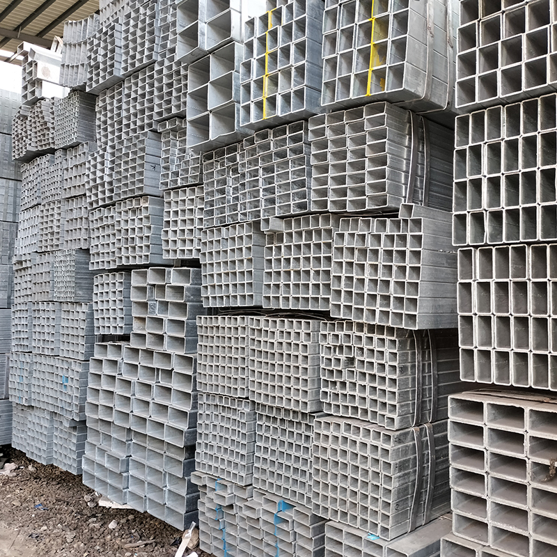 Galvanized square tubes on sale