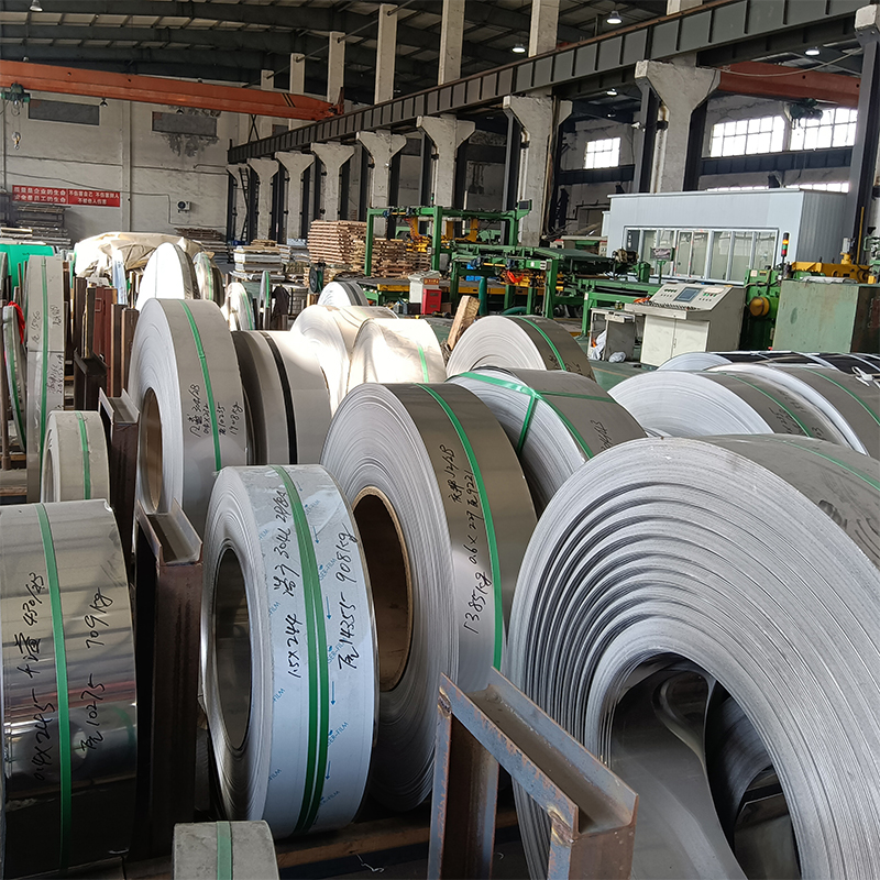 High-quality 430 stainless steel coil with good corrosion resistance, ideal for decorative and appliance uses