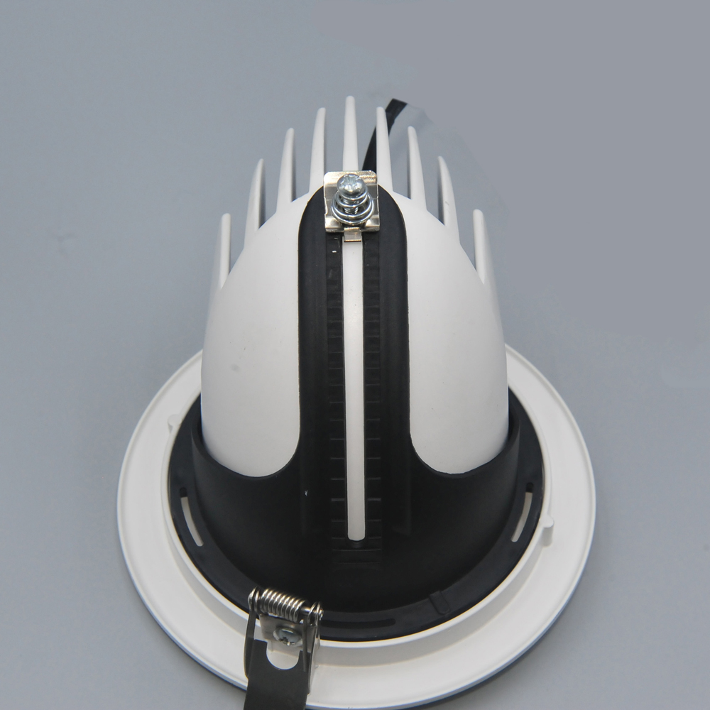 Light-Bulb-For-Commercial-Interior-For-Hotels-And-Rooms-Hotel-Room-Aluminum-Down-Lights2