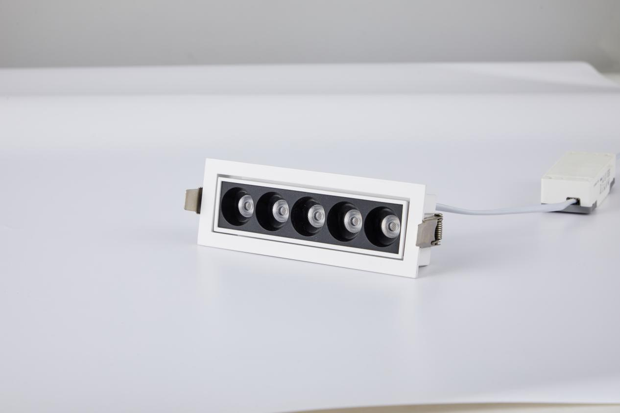 Super lighting new favorite: grille spotlights, light up your commercial space