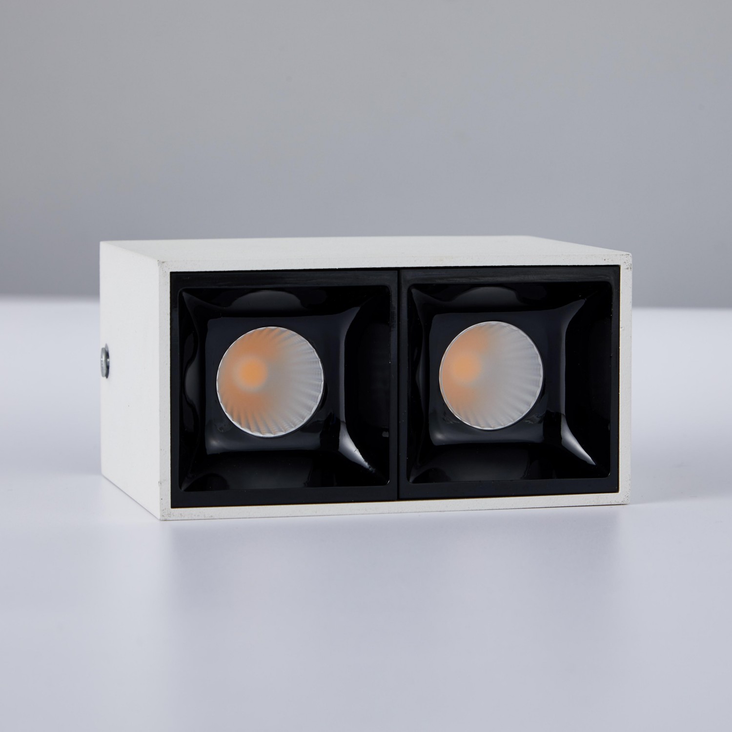 Simple and stylish embedded LED ceiling spotlights