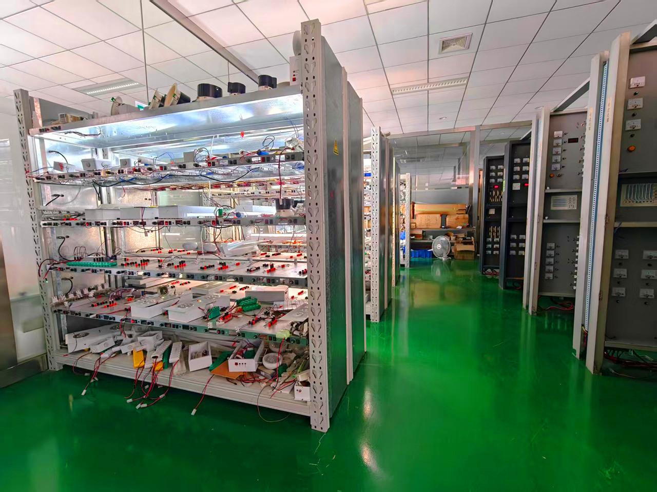 7 Aging Test Room