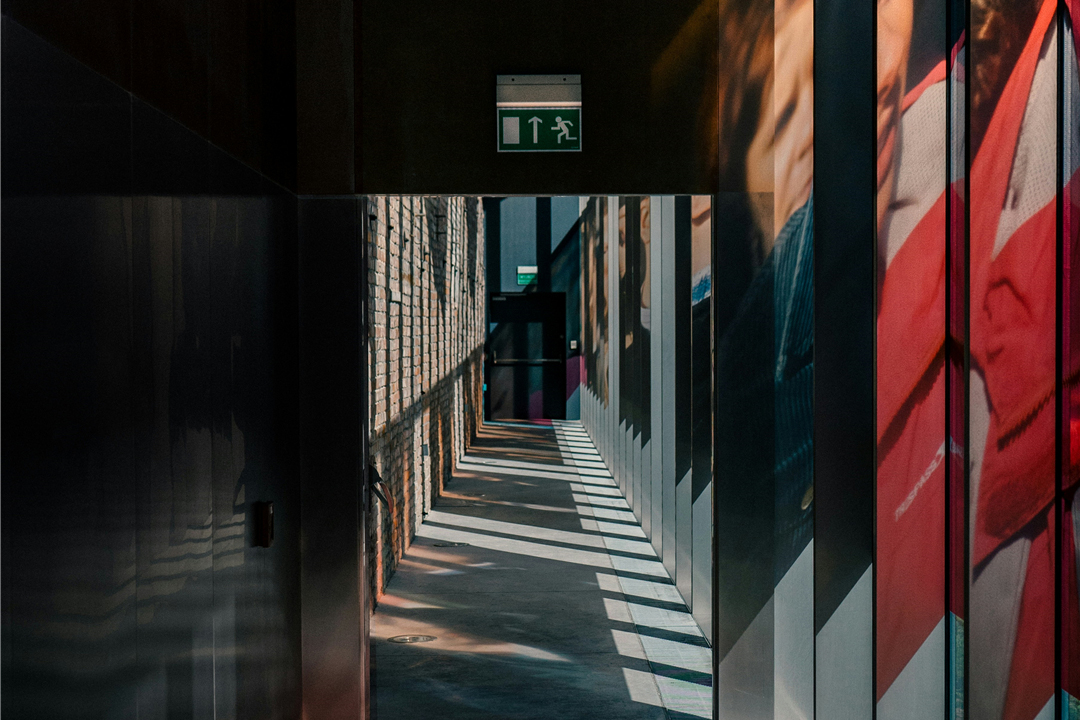 ostap-senyuk-otDOZISe5qg-unsplash