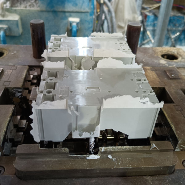 SMC Compression Molding yongchao