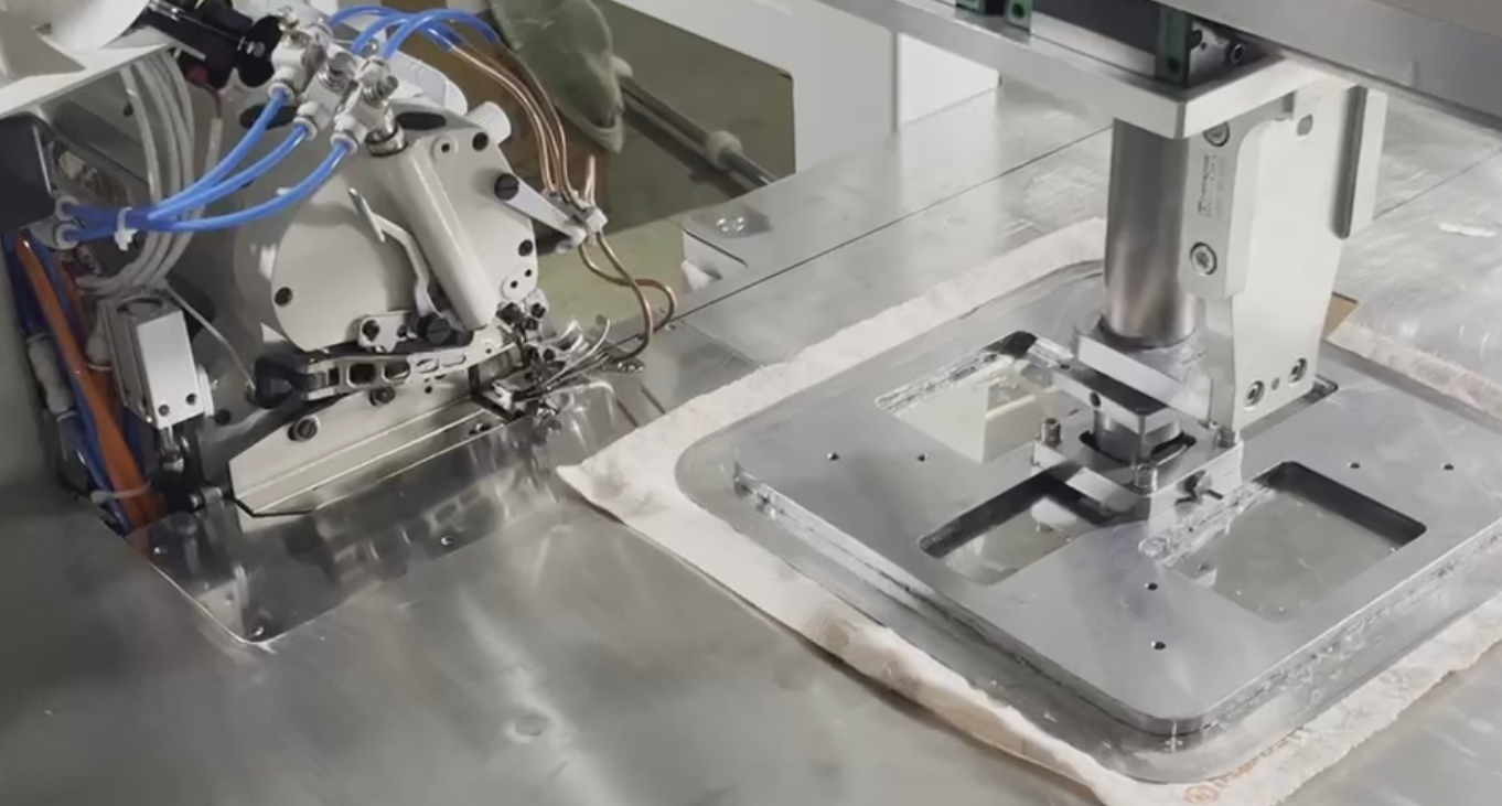 Lingchen Technology PLC Overlock Machine Solution