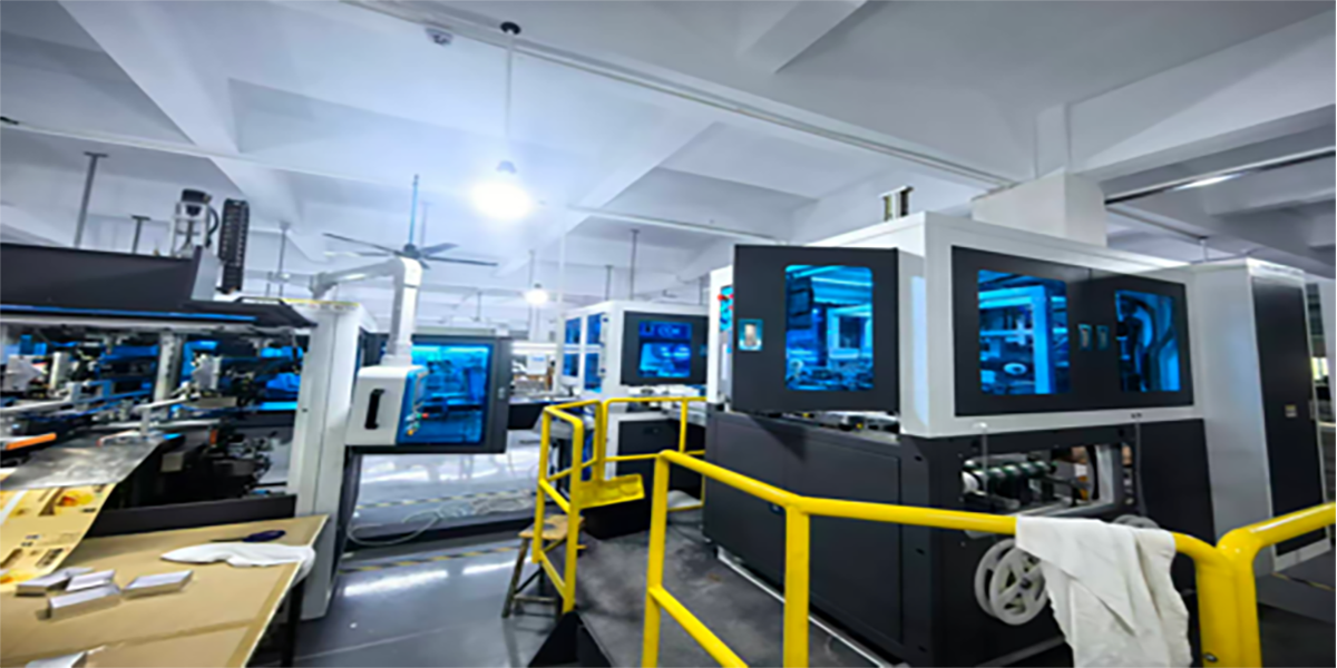 Lingchen PLC optimise la ligne de production de boîtes à couvercle et fond.png