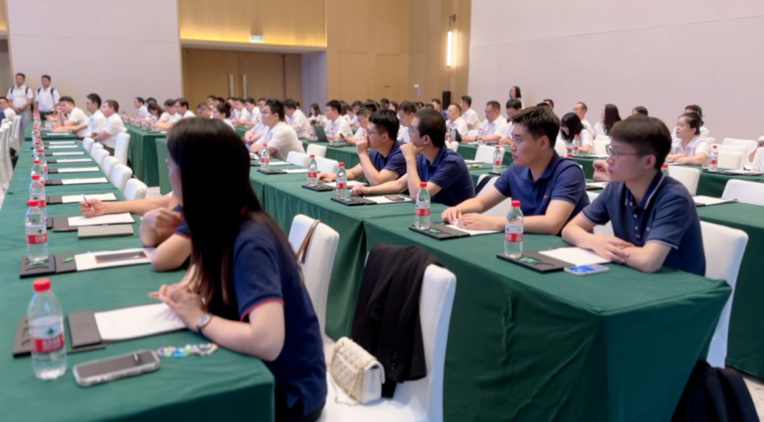 Join Hands for Progress and Win the Future - Lingchen Technology Mid Year Conference Successfully Ends5.jpg