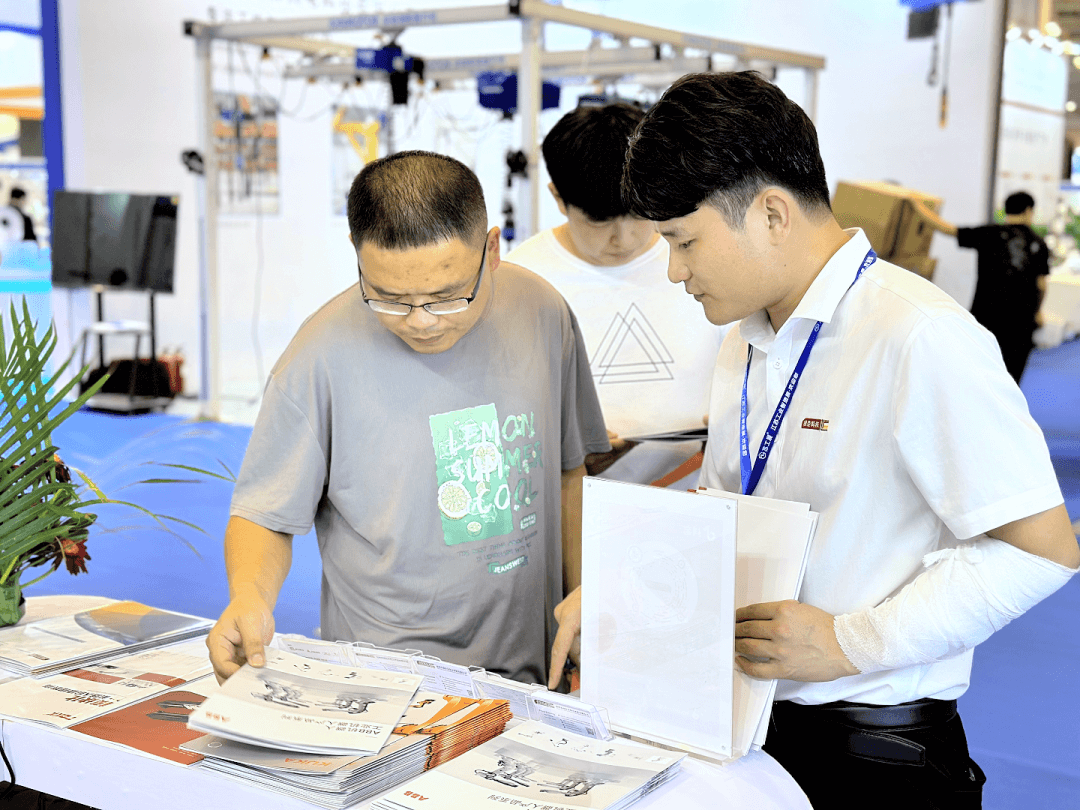 Lingchen Suzhou Industrial Expo 9.png
