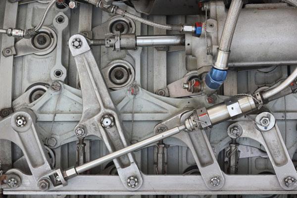 Can pneumatic cylinders be used as hydraulic?