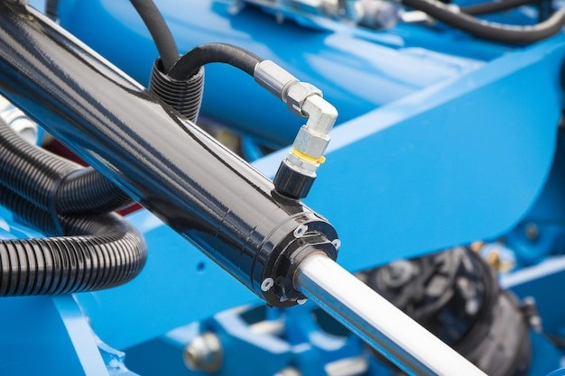 pneumatic-system-and-cylinder.jpg