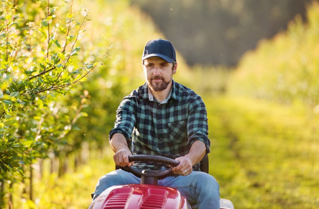 Transforming the Future of World Agriculture: Grace's "Smart Agriculture" Utilizing Remote - Controlled Driving Technology - The Tractor Chapter