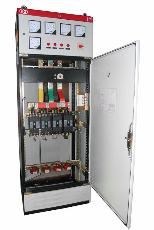 What functional cabinets does a complete set of switch cabinets have and what are the factors for selecting switch cabinets?