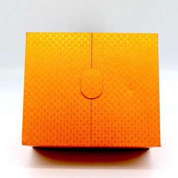 Oriental Aesthetics-style Retro Magnetic Folding Special Gift Box