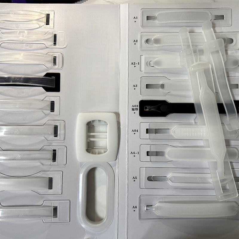 plastic handles2