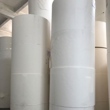 Gobelets à café de bonne qualité. Rouleau de papier pour gobelets jetables recouverts de PE alimentaire.