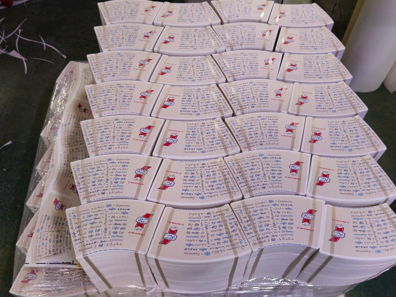 Fabricant leader de papier : matières premières pour gobelets en papier, éventails pour gobelets en papier et services d’impression personnalisée
