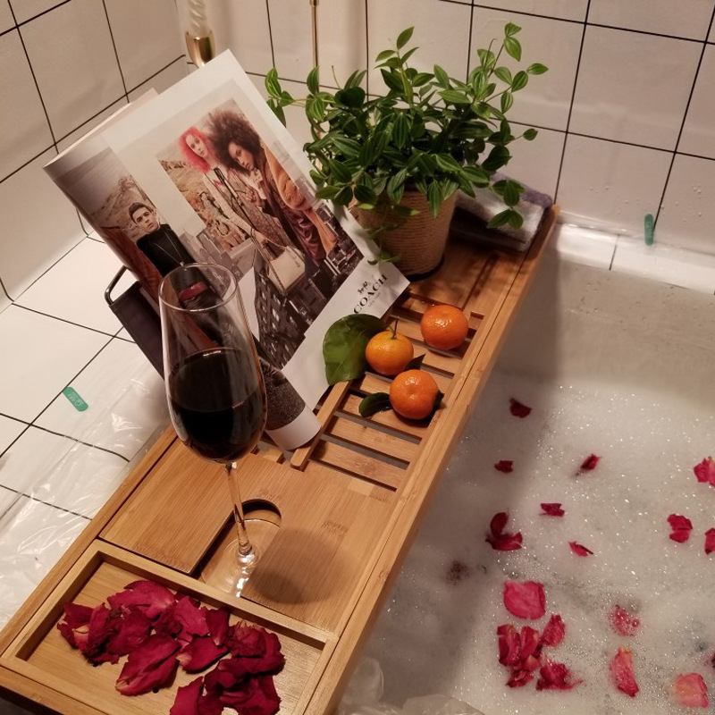 Bamboo Bathtub Rack Bathtub Storage Board Bath Tub Mobile Phone Holder Towel Aromatherapy Lotion Multifunctional Storage Tray (6)