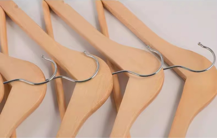 Solid Wood Hanger Anti slip Wooden Adult Hanger Dormitory Household Wooden Hanger Clothes Hanger with Rod Clothing Support Customization (6)