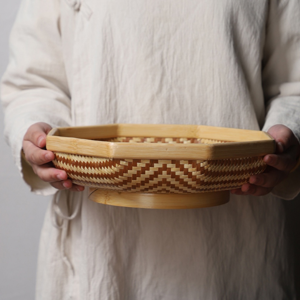 Bamboo round dustpan round basket dessert plate candy snack fruit basket creative household round plate mini handmade bamboo products (5)