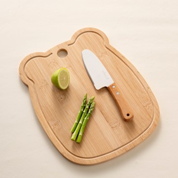 Bear bamboo chopping board for home kitchen