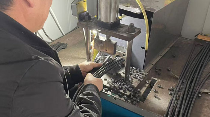 CUTTING-SLICING