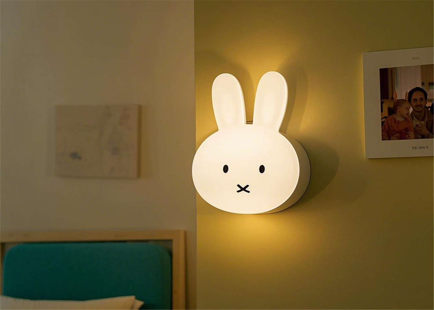 A Durable Wall lamp