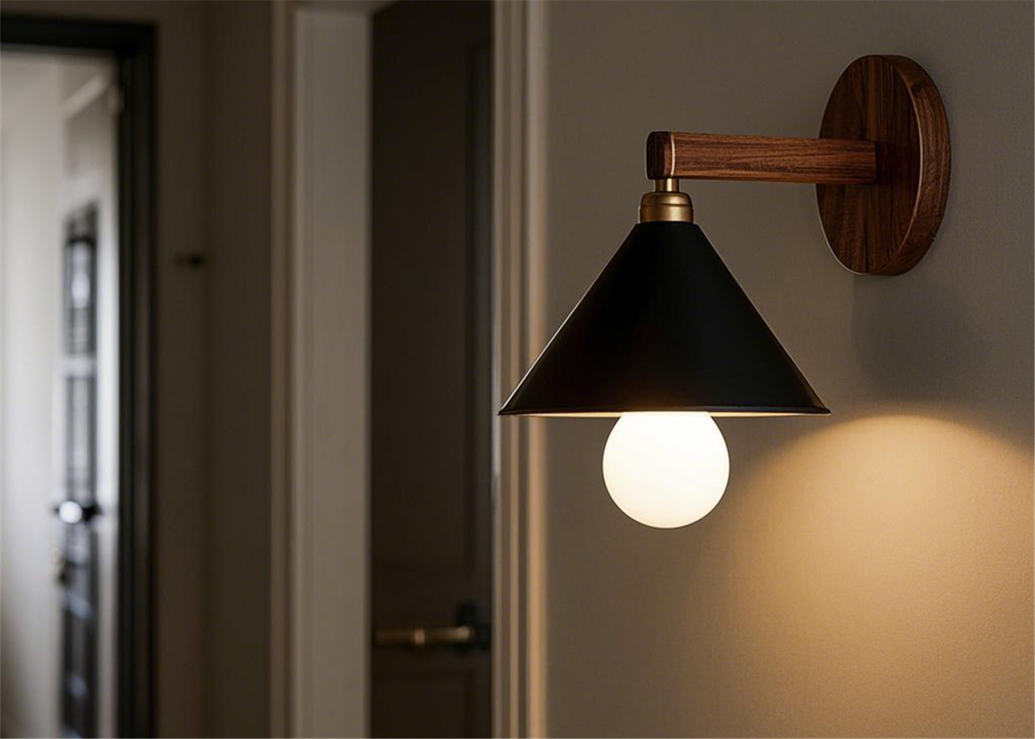 walllamp-door