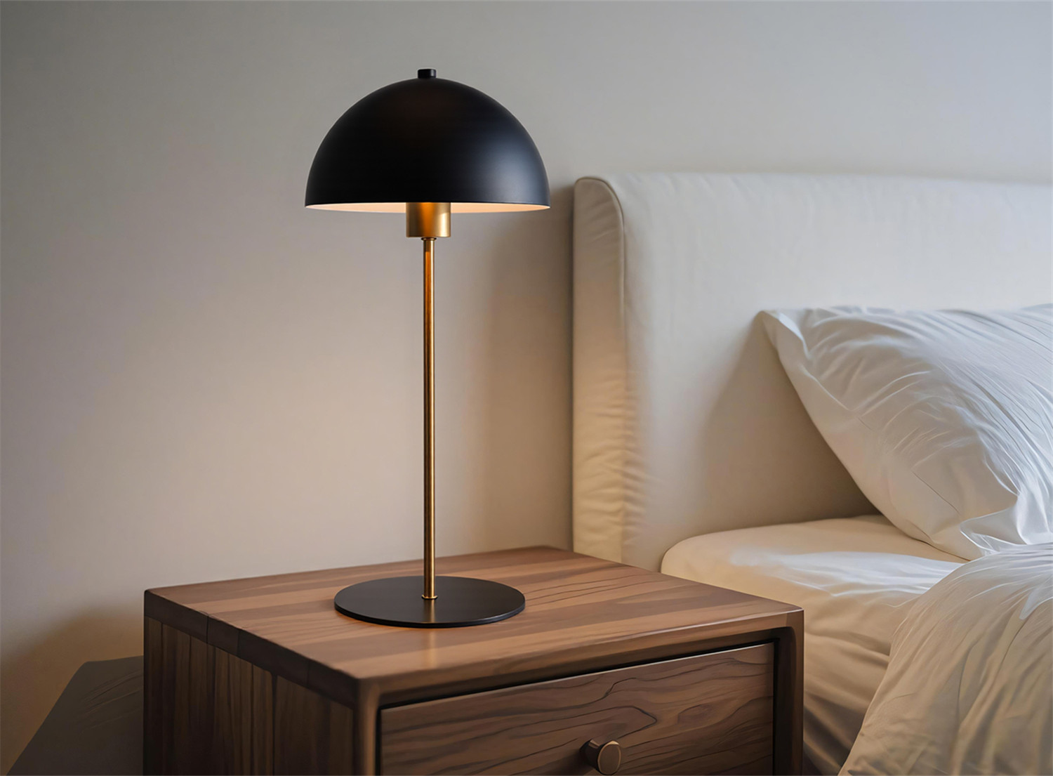 table lamp in the bedroom