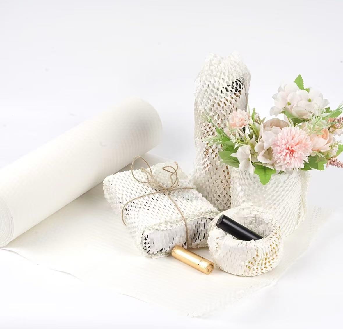 wrapping white honeycomb paper