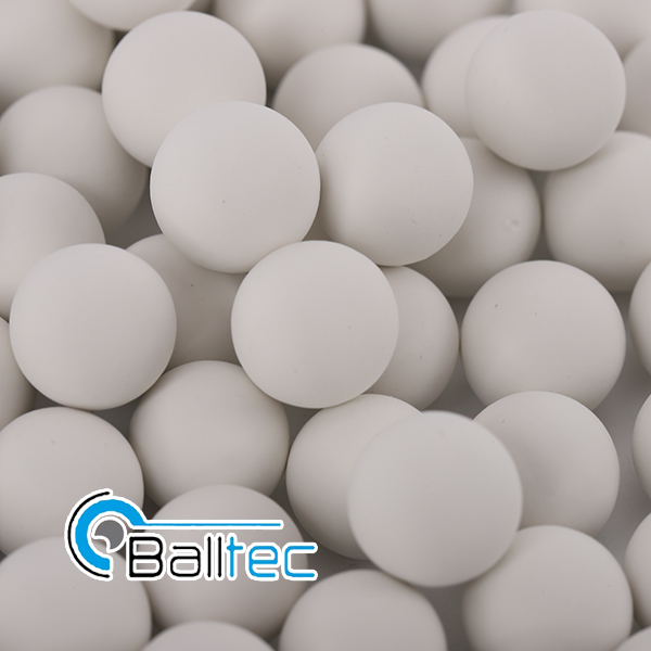 Inert alumina balls