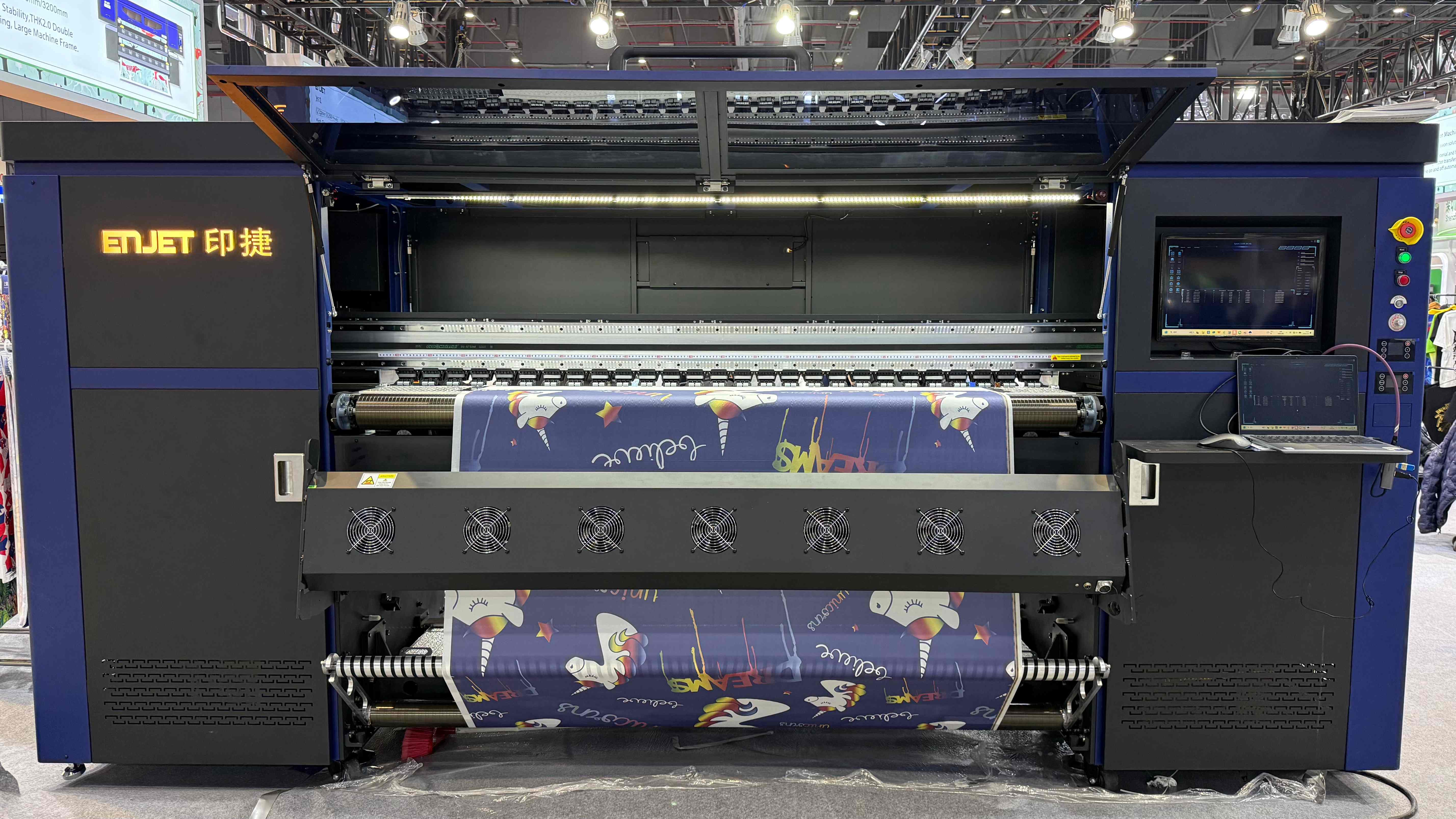 e.jpg ዝብል ጽሑፍ ኣሎ።