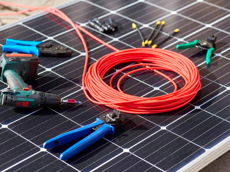 What Size Wire for Solar Panels Should You Use?