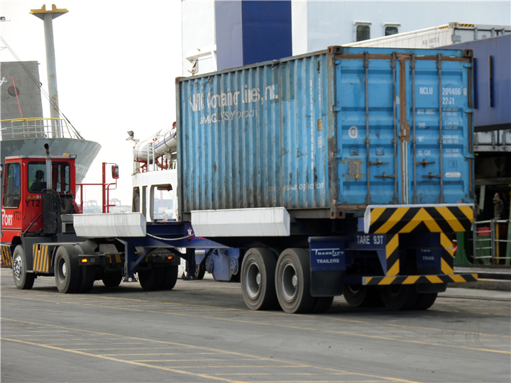 Container Trailer (1)