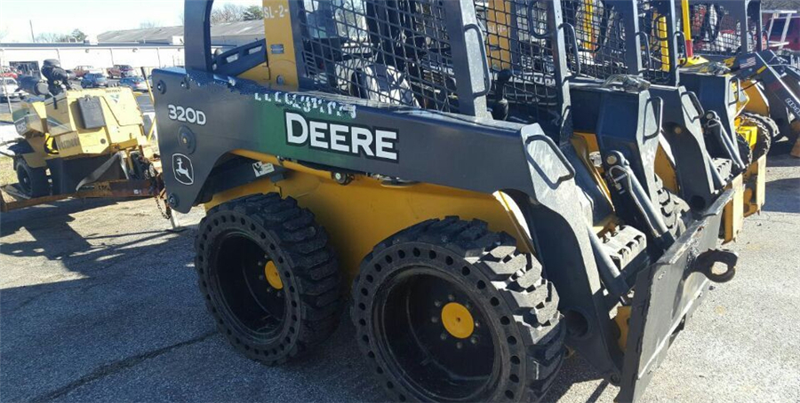 PNEUS MACIÇOS PARA CARREGADEIRA