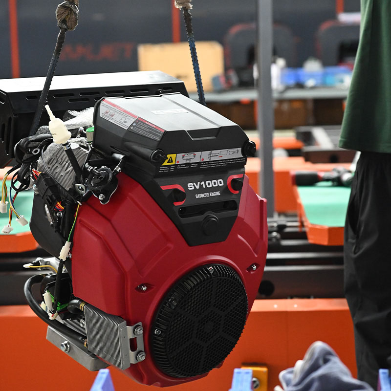 ホンダGX690をフィーチャーしたX4フォースシリーズ.jpg