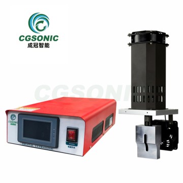 Ultrasonic radial application system