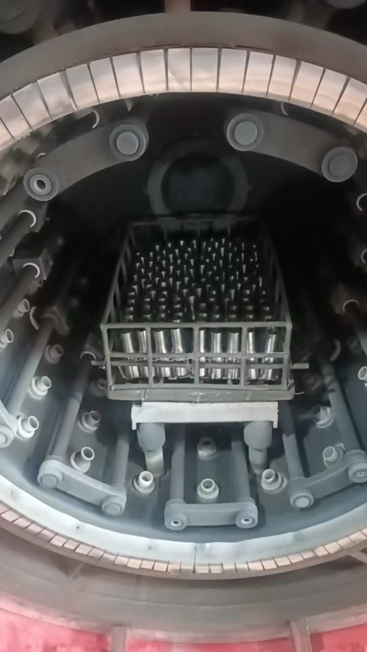 Ultrasonic welding molds are processed in a dedicated vacuum heat treatment furnace.