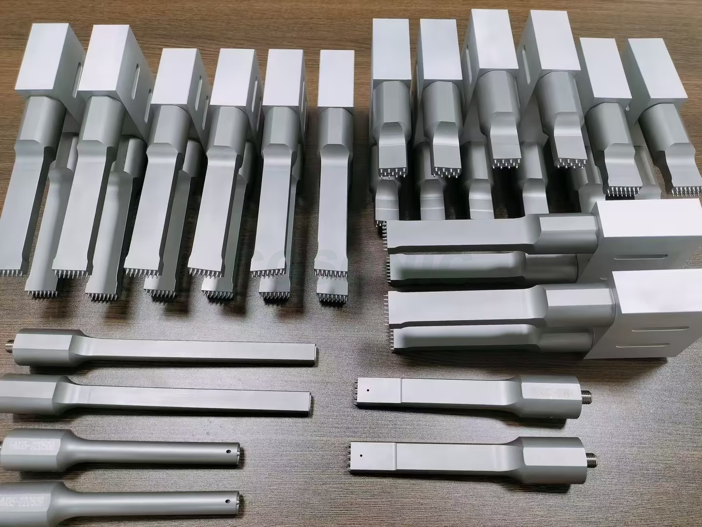 How to design an ultrasonic mold for a product