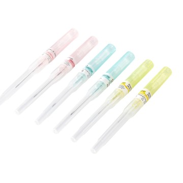 Pen type IV cannula without wings, without injection port