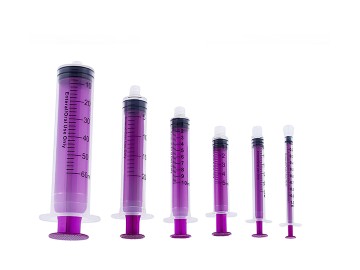 Enteral syringe for feeding ENFit type