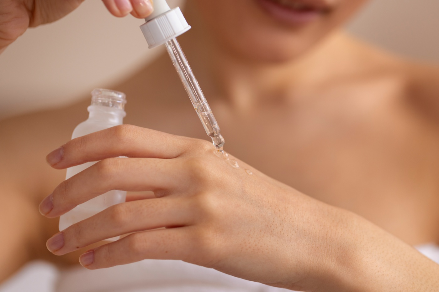 Isostearyl isostearate a game-changer for your skincare routine (1)