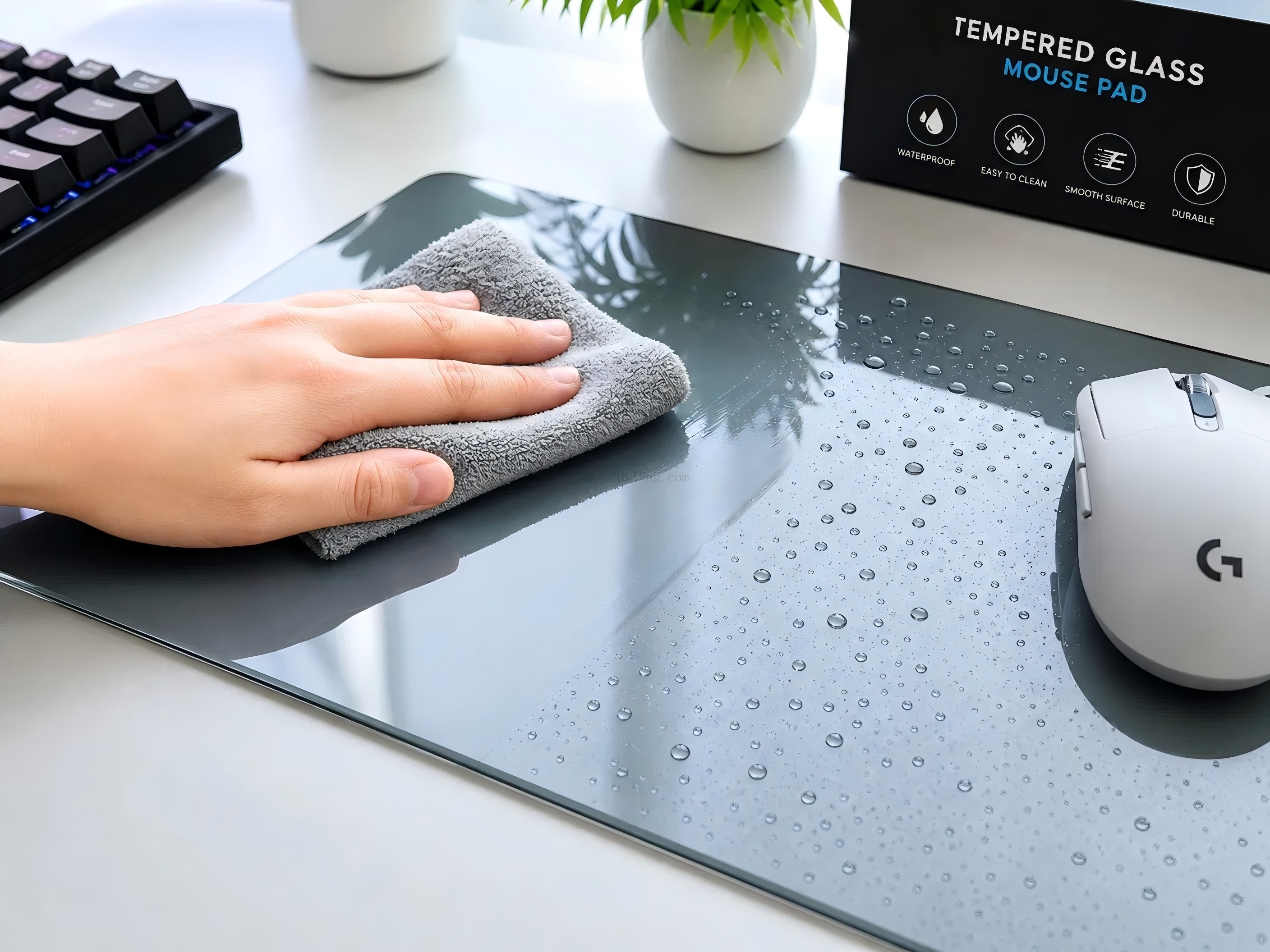 glass mouse pad.jpg