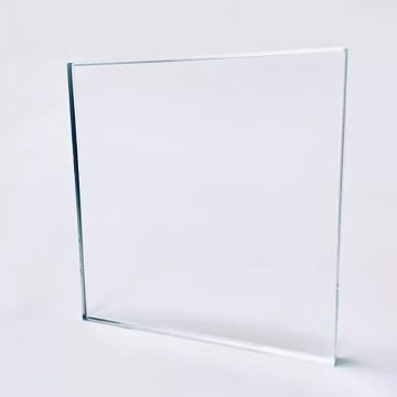 Sticlă antireflexie AR și antireflexie