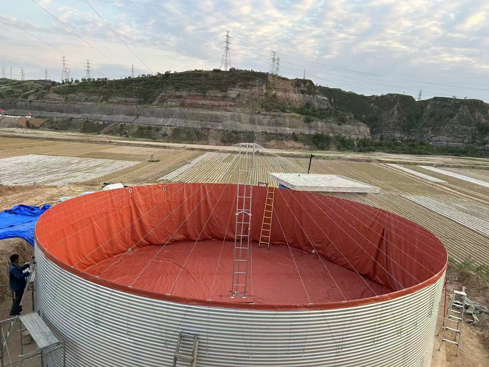 Agricultural irrigation reservoirs