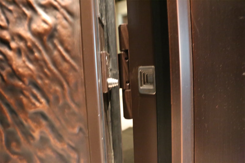 Sunlit Artisan Copper Villa Radiance Door detail (6).jpg