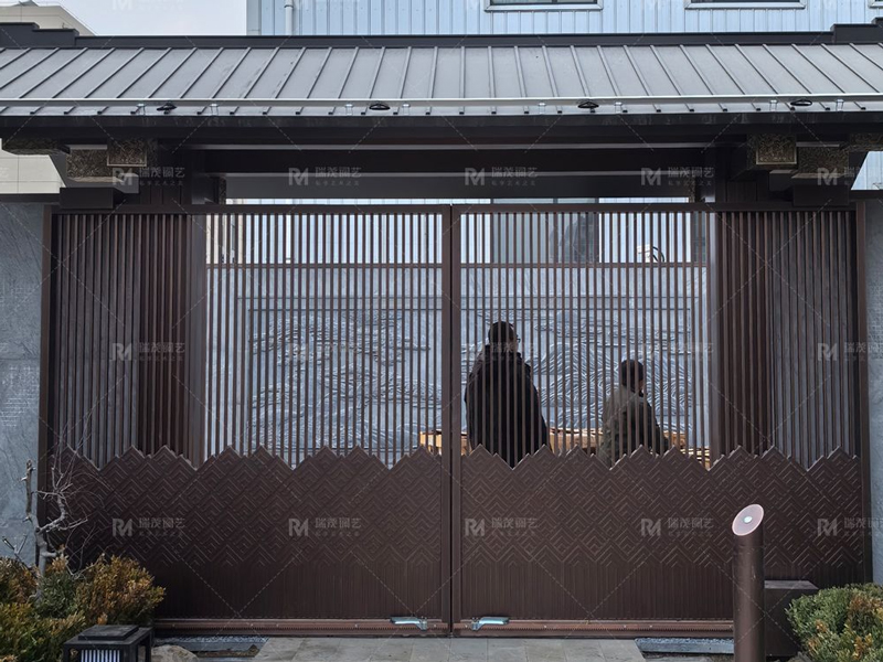 Tangshan Haiminda logistics company courtyard gate copper door copper decoration